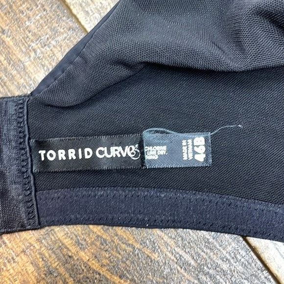 Torrid Curves Black T-Shirt Bra 46B - Picture 3 of 3